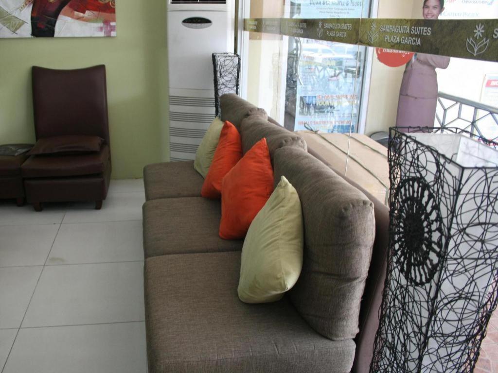 Sampaguita Suites Plaza Garcia Cebu Buitenkant foto