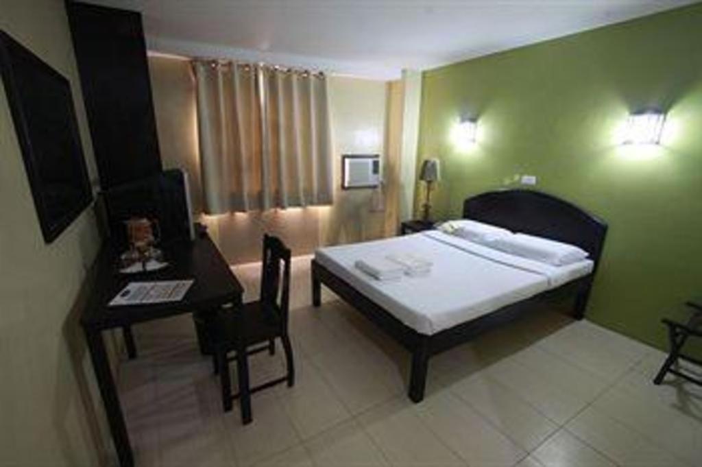 Sampaguita Suites Plaza Garcia Cebu Buitenkant foto