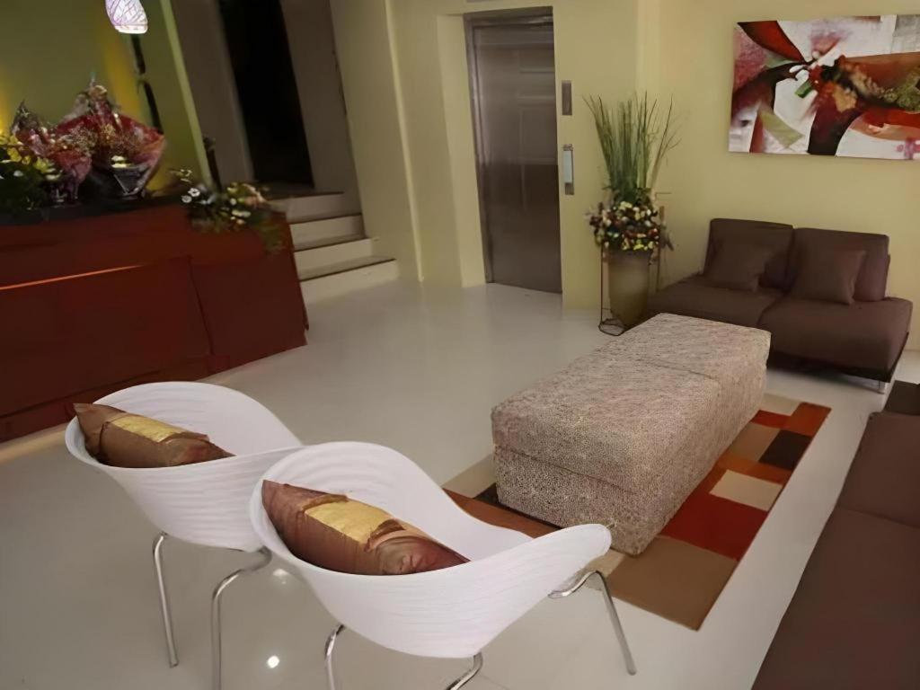Sampaguita Suites Plaza Garcia Cebu Buitenkant foto